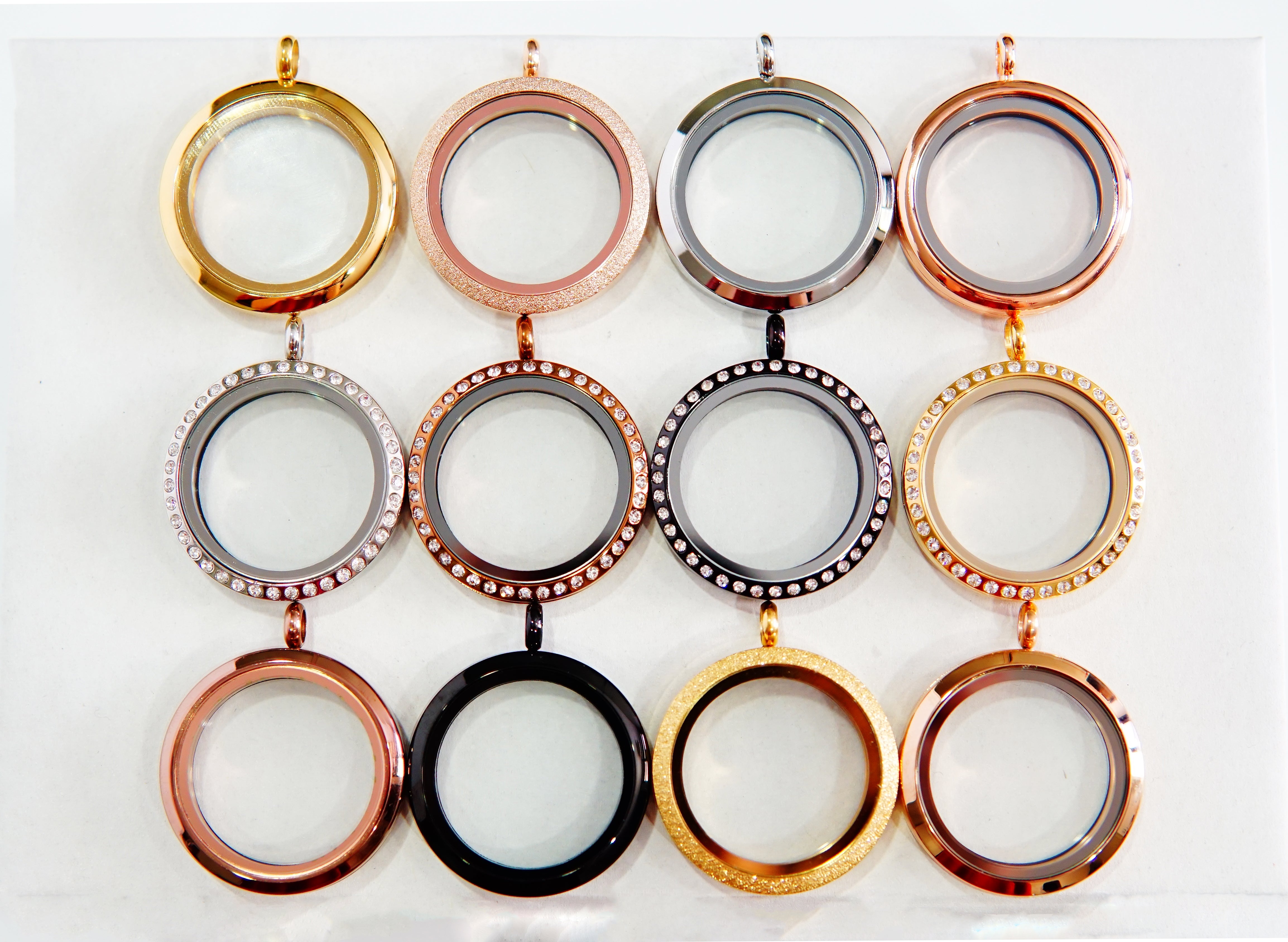 STAINLESS STEEL FLOATING LOCKET NECKLACE WITH 6 CHARMS AND 1 PLATE (GLITTER)